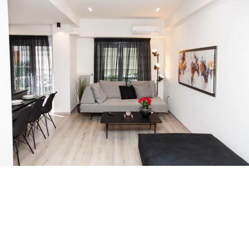 Amazing Modern Apt in Athens Town!