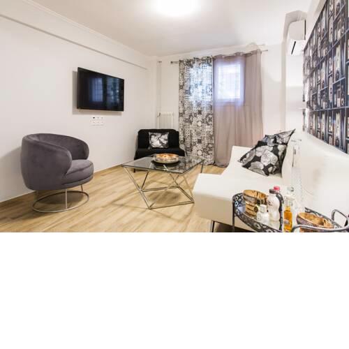 Amazing new Elegant Apt in the shadow of Acropolis (and Netflix)