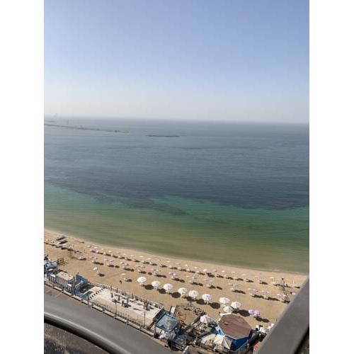 Amazing Sea Front 3-bedroom Apartment