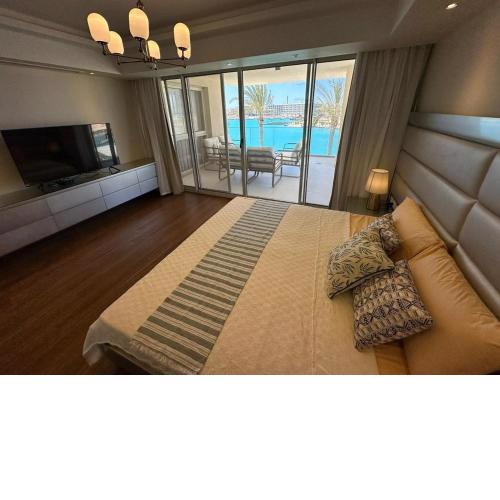 Amazing Sea view Marassi north coast 3bedroom Chalet turquoise 309