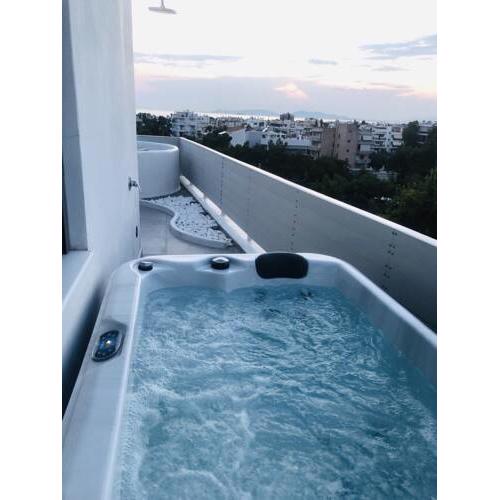 Amazing Suite at Glyfada with sea view & jacuzzi
