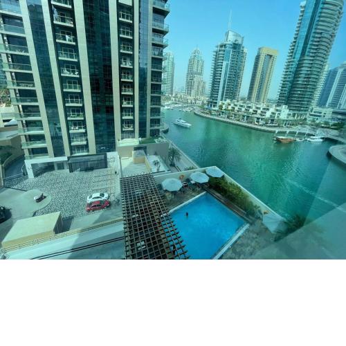 Amazing View Dubai Marina