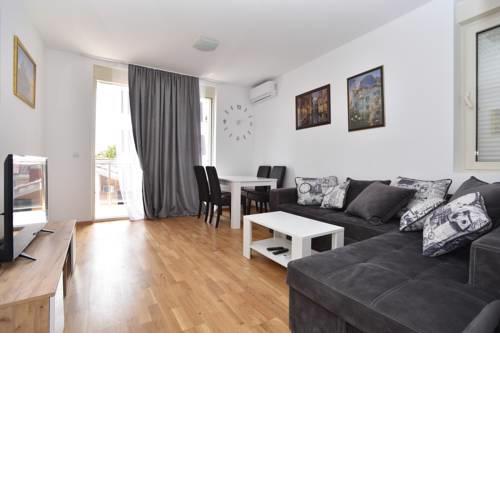 Amazonico Apartments