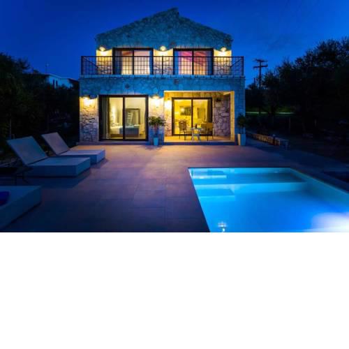 Amboula Villa Sleeps 6 Pool Air Con WiFi