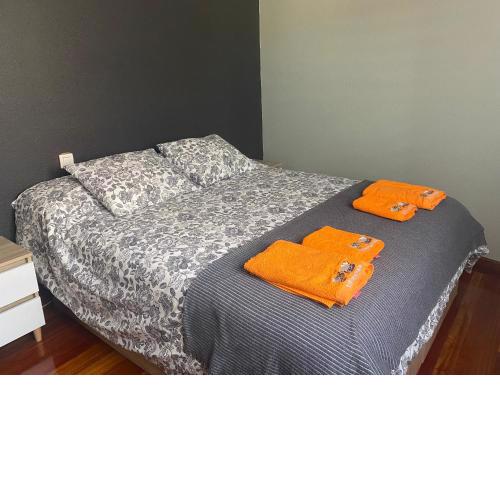 Amezola plaza de toros Habitacion con baño de uso privado en casa particular