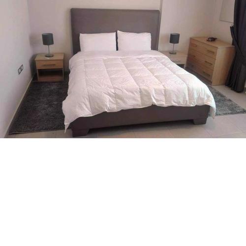 Aminn Hotel
