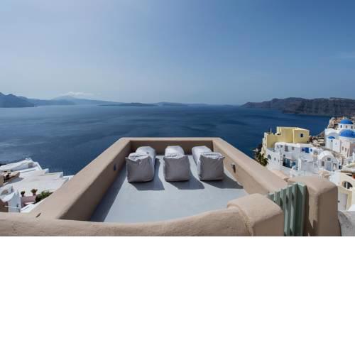 Ammos Oia Mansion