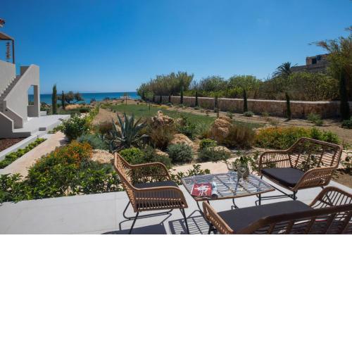 Ammos Suite-Grand Blue Beach Residence