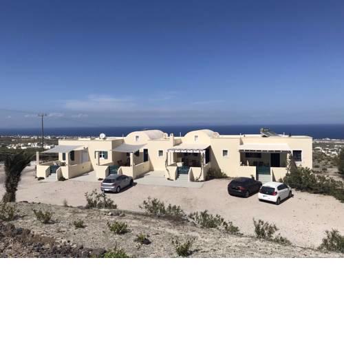 Ampelos Executive Houses