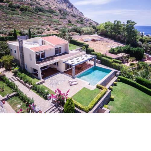 Analisa Luxury Villa