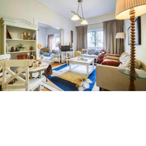 Anastasia’s cozy, sunshine apartment in Greece