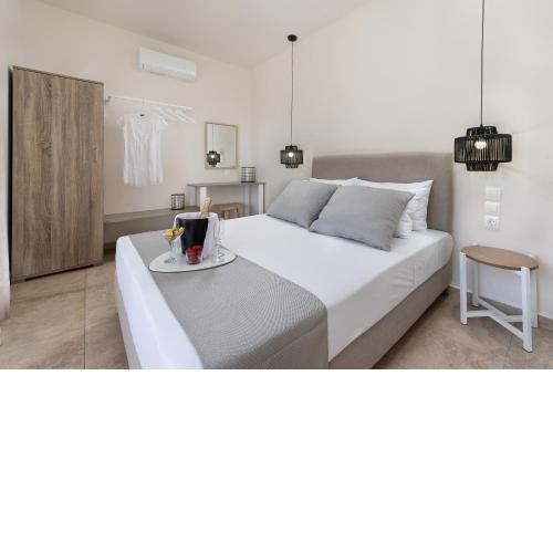 ANASTASIOS HOUSE STEGNA - UP FLOOR