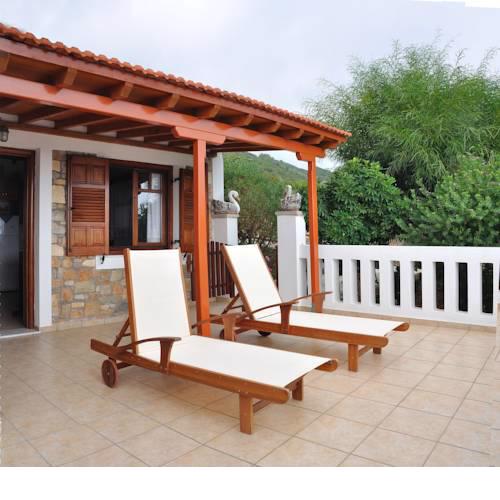 Anatoli Villa