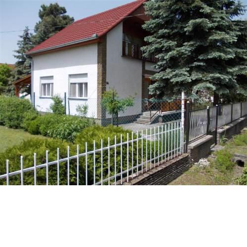 ANDREA APARTMAN