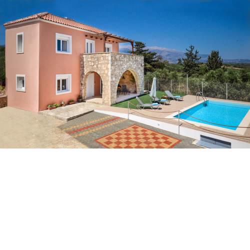 Andrian Villas-Silvia