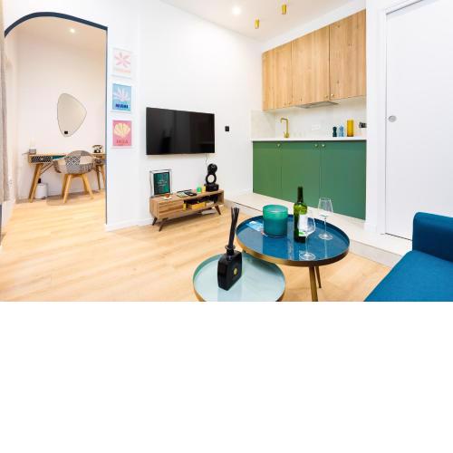 Andy Home - Cosy studio near the Eiffel Tour