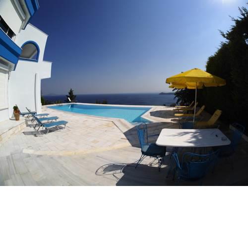 Anemolia Luxurious Maisonette