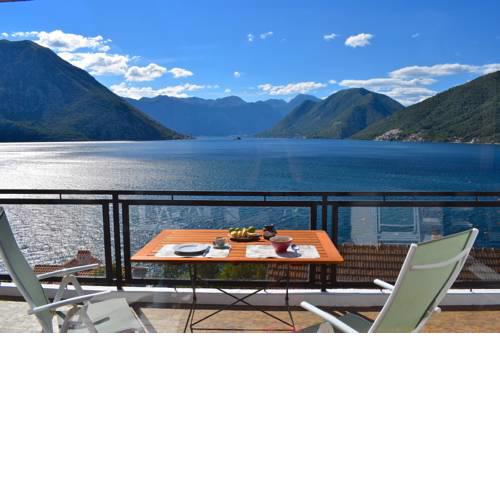Angel Bay Apartment