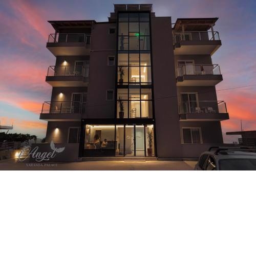 Angel Saranda Palace