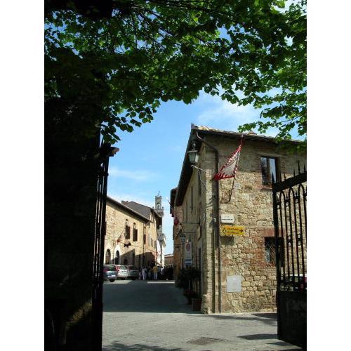 Angolo Alla Fortezza - Gigliola Contucci