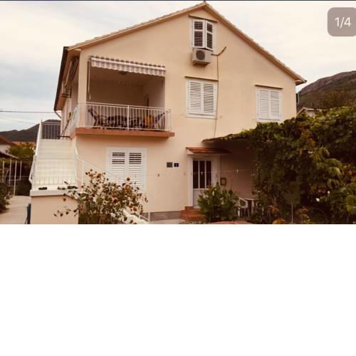 Anita Guest House