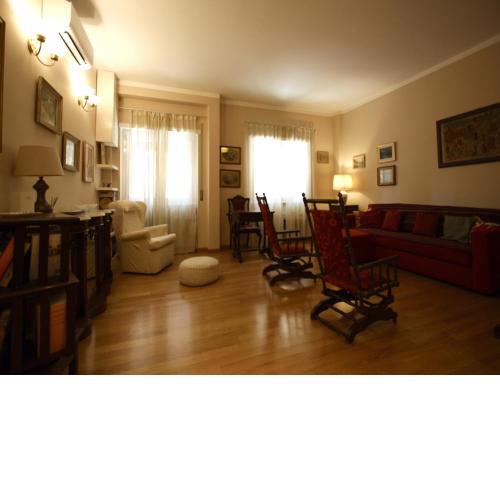Anna Holiday House