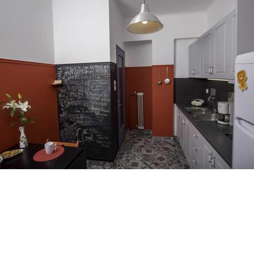 Anna's apartment near to Acropolis and metro