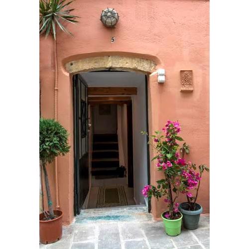 Anna's House