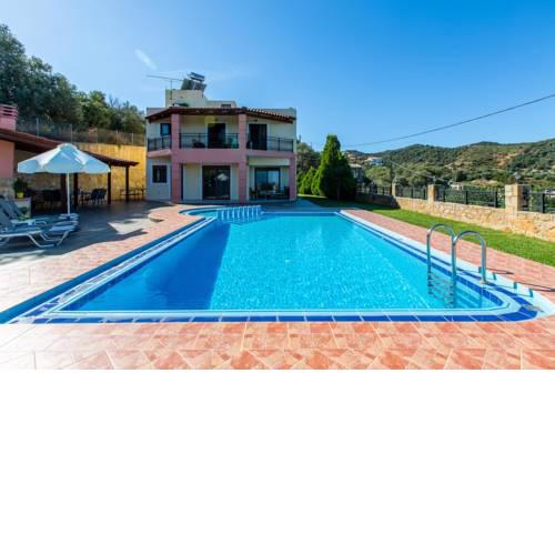 Ano Stalos Villa Sleeps 6 Pool Air Con WiFi