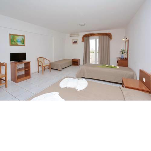 Anthoula Village Hotel