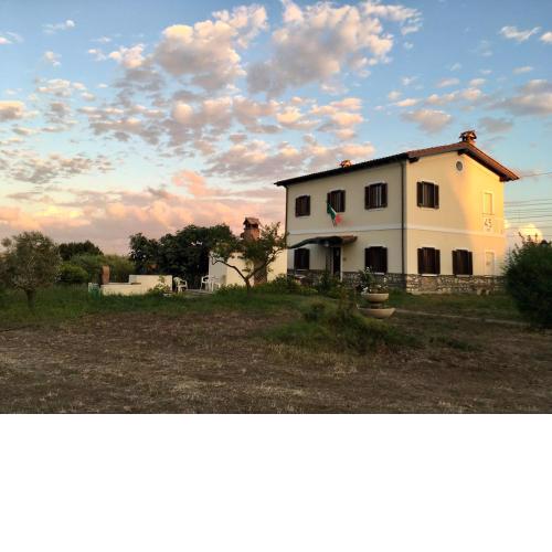 Antic Etrurian Inn