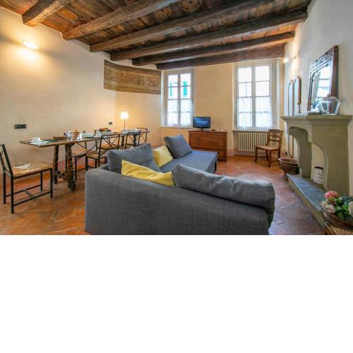 Antiche Mura Como by Rent All Como