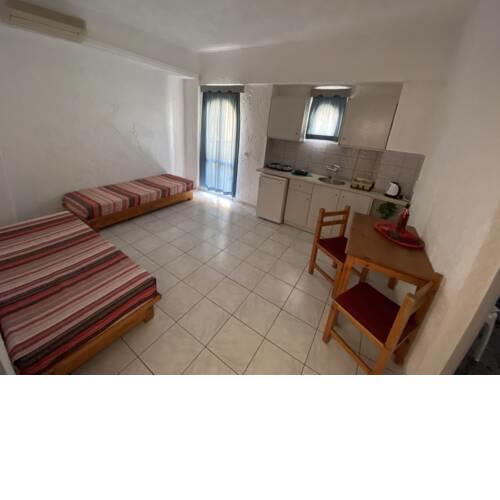 Antiko Apts & Studios Hotel