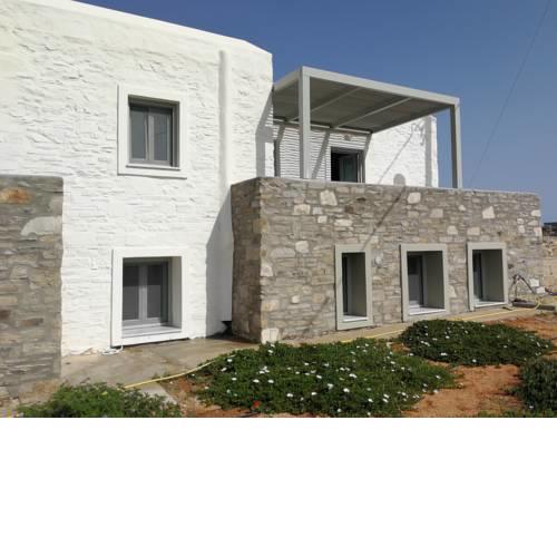 Antiparos Homes