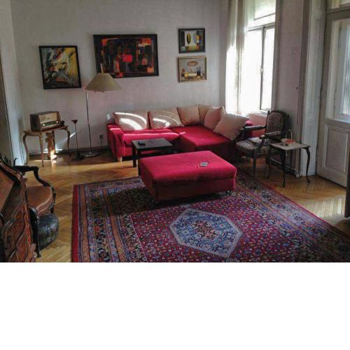 Antique Luxury Apartment (200m2) in City Center