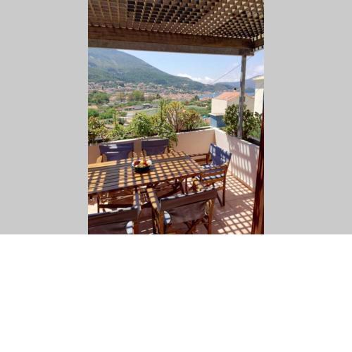 Antonios House with superb harbour & town view!