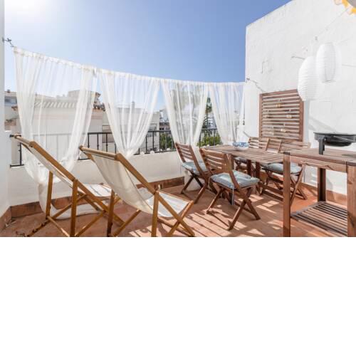 AP140 Nerja zona Parador