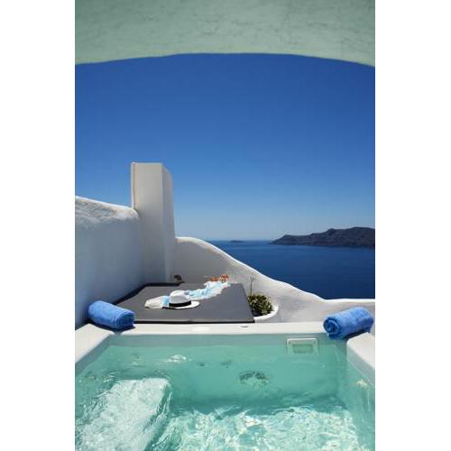 Apanema Cavehouses Santorini