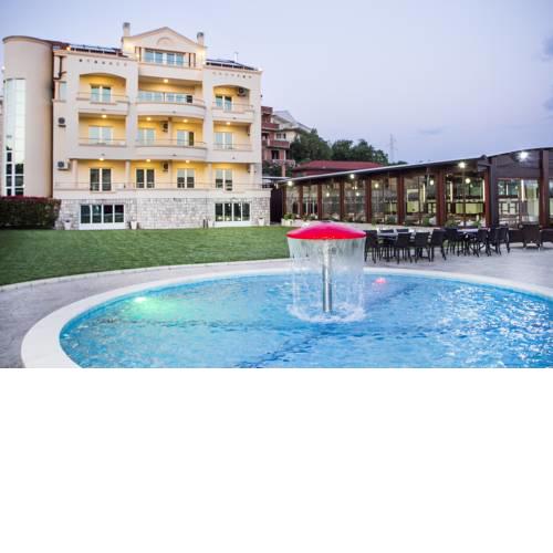 Apart Hotel Llolla