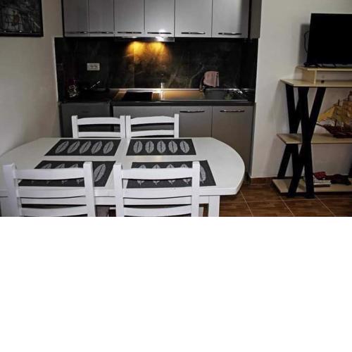 Apartament 1+1 Lungomare , Vlore