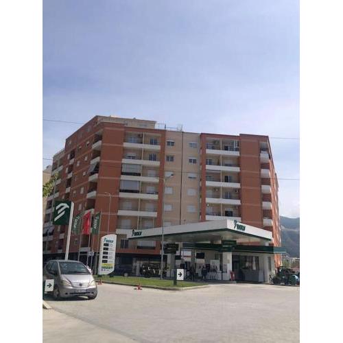 apartament i ri afer detit