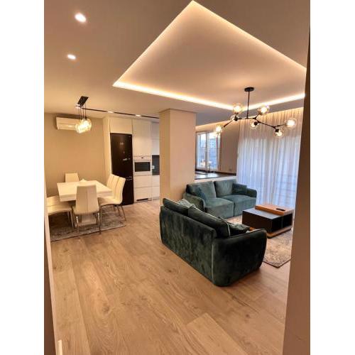 Apartament near Sheshi Wilson