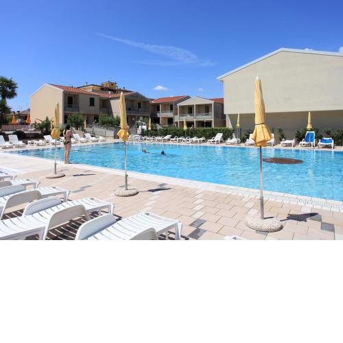 APARTAMENT WITH SWIMMING POOL