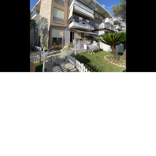 Apartamenti singolo kompleksi lura 3