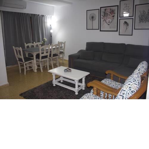 Apartamento amplio y familiar a 300m de la playa