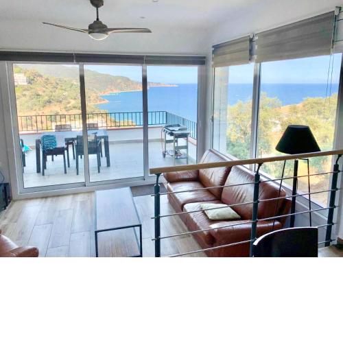 “Apartamento Cala Salions en Tossa de Mar.... con vistas y cerca a la playa”