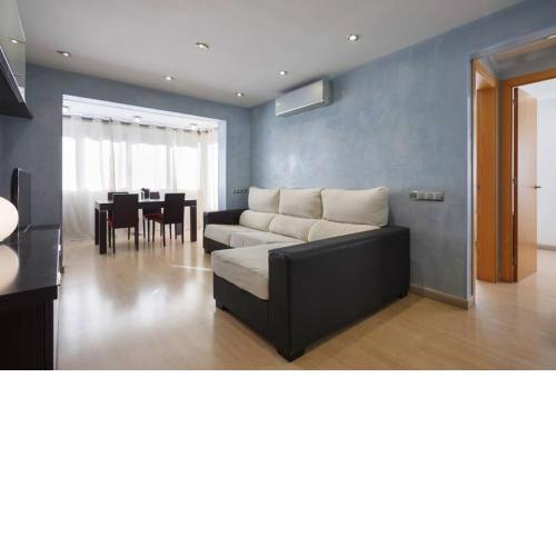 Apartamento Castelldefels Playa con Piscina y Parking