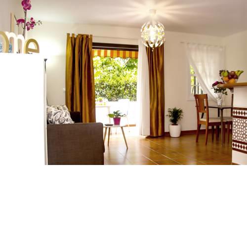 Apartamento con Jardin La Paz