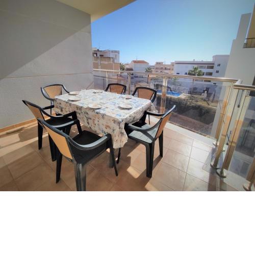 Apartamento con parking y piscina en el centro ALBERT VILLAS