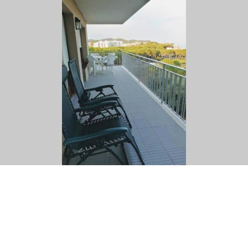 Apartamento con terraza en la playa de La Fosca